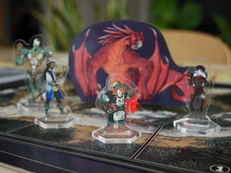 Standees del juego Kinfire Chronicles