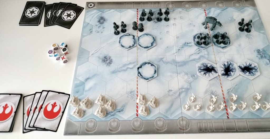 Preparación de la partida en Star Wars: La batalla de Hoth juego de mesa